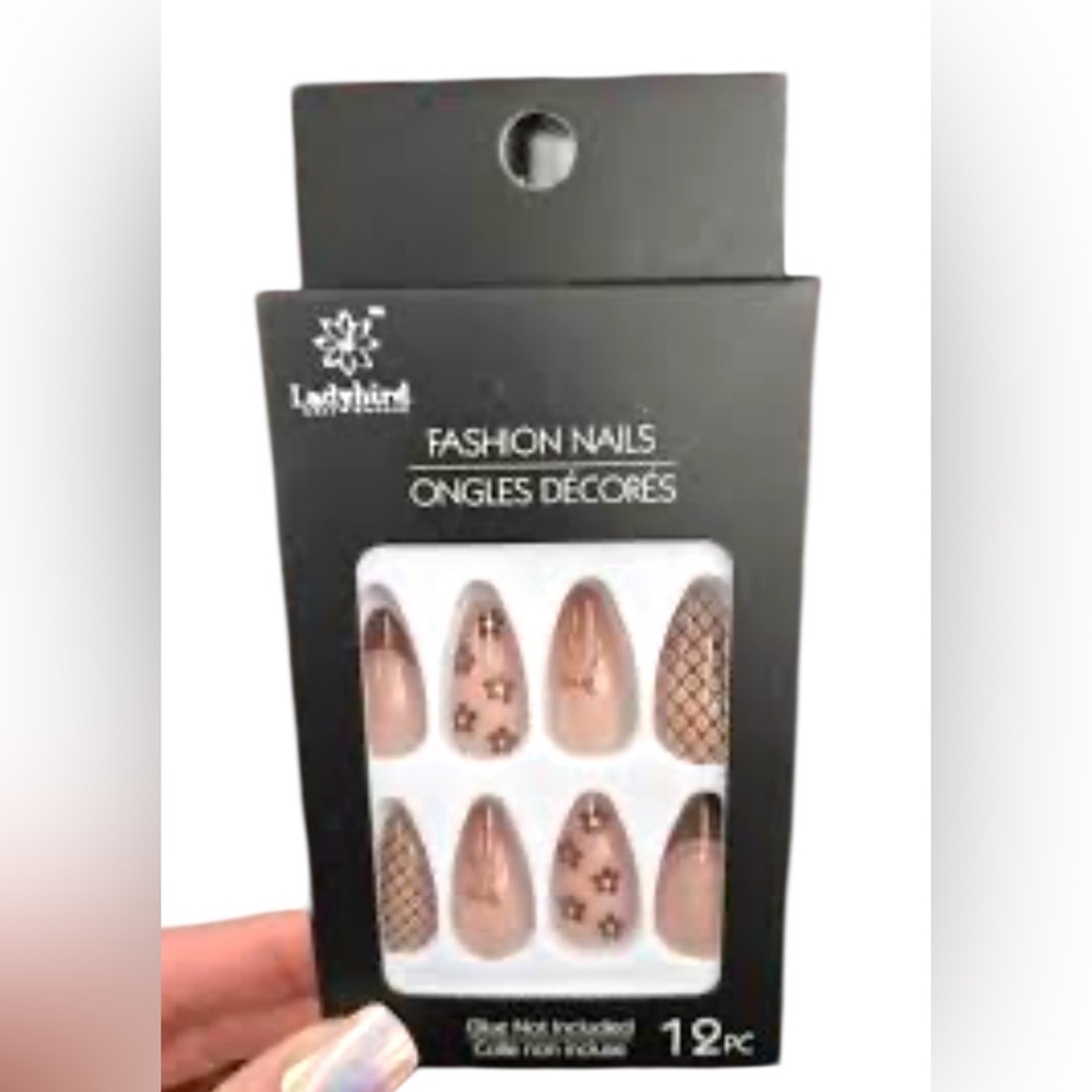 🧡🤎Fashion Nails Press-On Set - Nude and Black - Picture 9 of 9